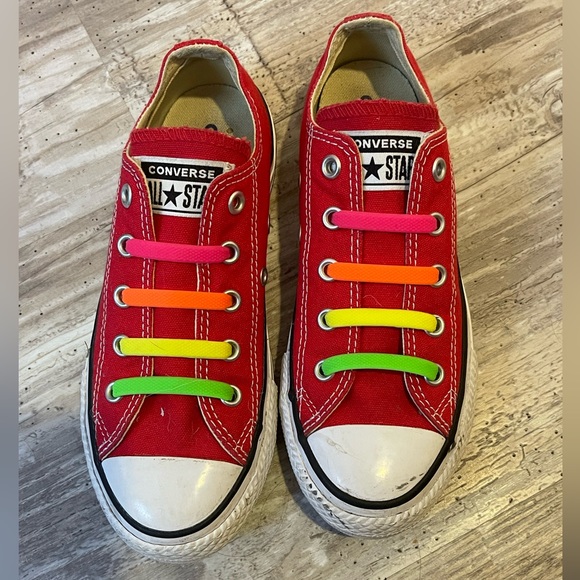 Boys Size 1 - Red Converse with rainbow stretchy shoe laces. Makes them slip on! - Picture 1 of 5